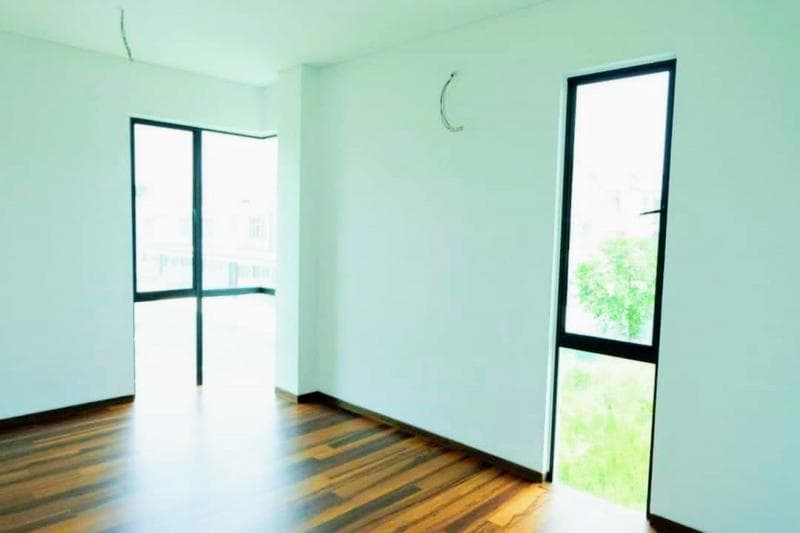 New 2 Half Storey Bungalow Tmn Universiti Kajang - photo 6