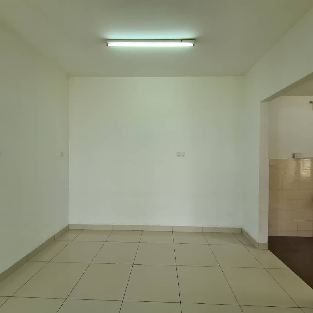 2 Storey EndLot Palma Residence Presint 11 - photo 11