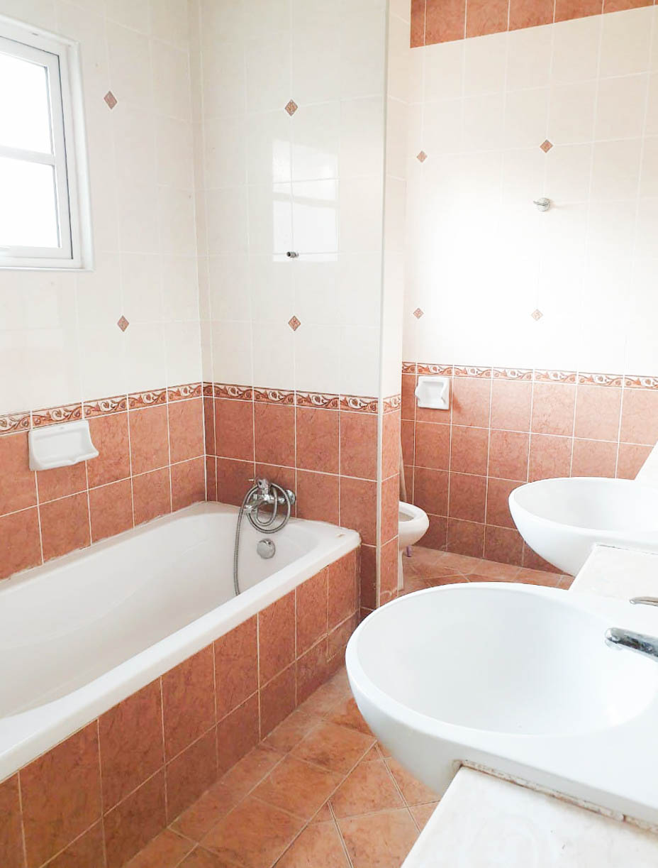 Exclusive 12000 sqft Corner Unit Bungalow P14 - photo 6