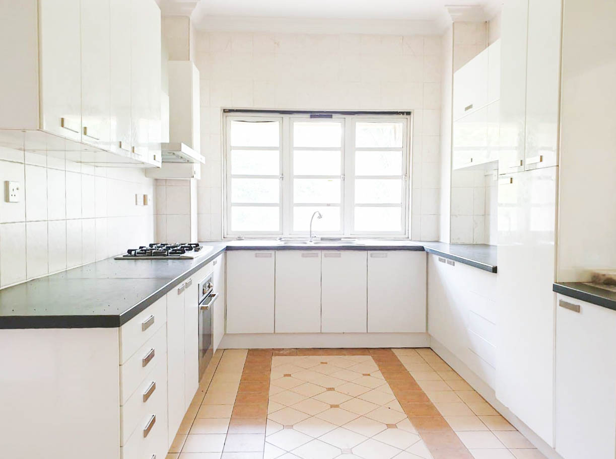 Exclusive 12000 sqft Corner Unit Bungalow P14 - photo 7
