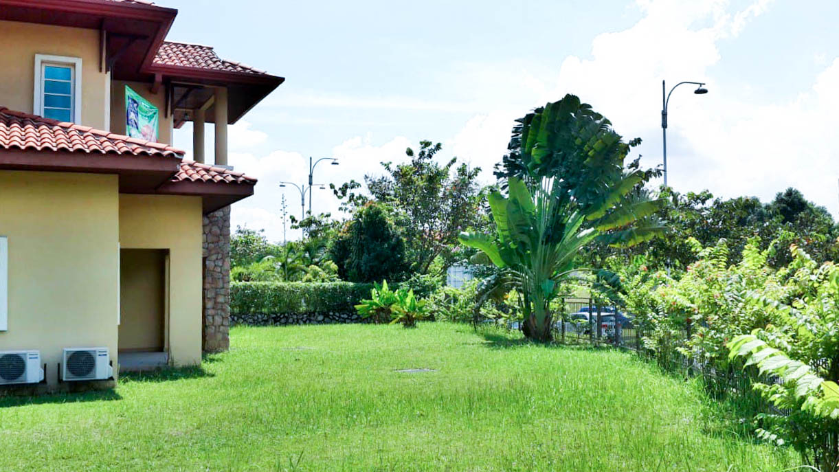 Exclusive 12000 sqft Corner Unit Bungalow P14 - photo 10