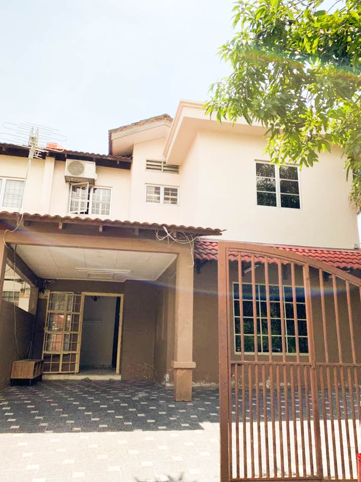2 Storey Corner Lot Tmn Saujana Impian Kajang