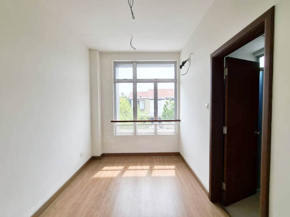 2 Half Storey Terrace Desiran Bayu Precint 16 - photo 6
