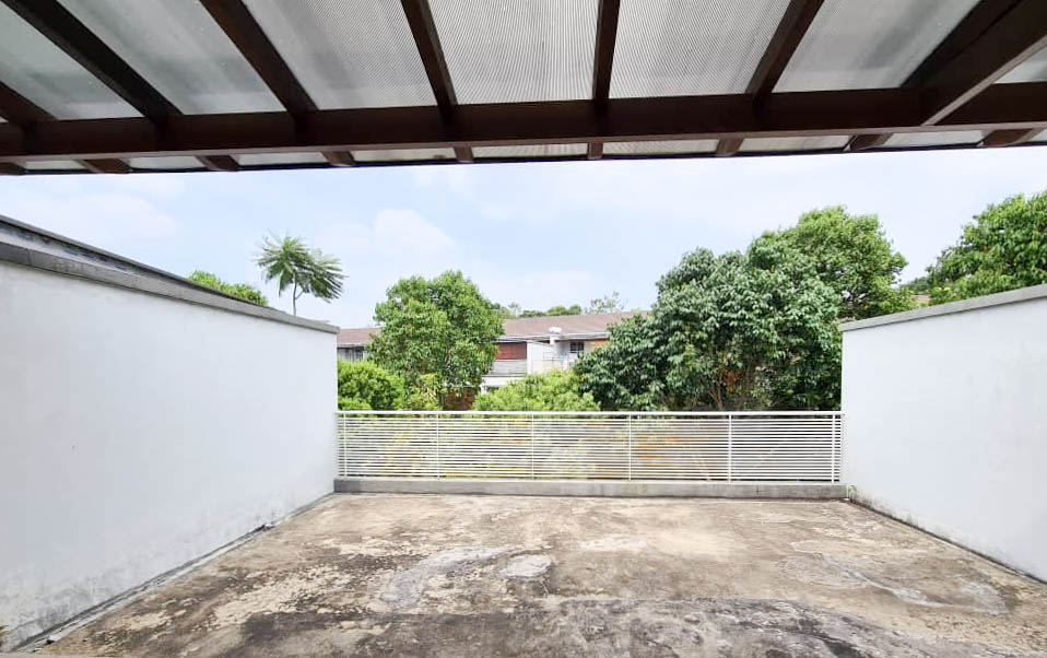 2 Half Storey Terrace Desiran Bayu Precint 16 - photo 8