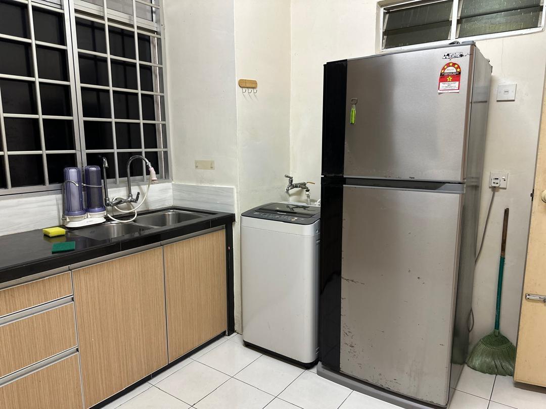 Putra Place at Bayan Lepas Near Queensbay Mall - photo 3