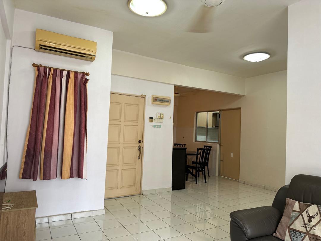 Putra Place at Bayan Lepas Near Queensbay Mall - photo 10