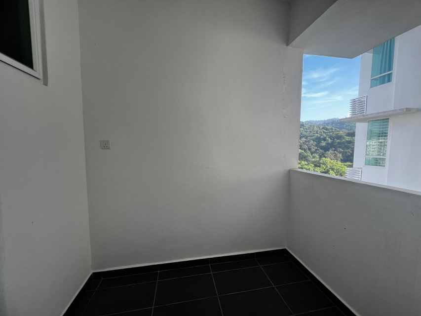 D Zone Condominium at Teluk Kumbar - photo 3