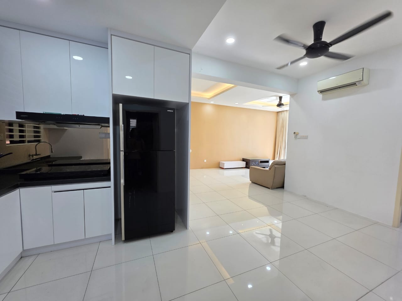 Skyview Residence at Jelutong 1250sf - photo 9