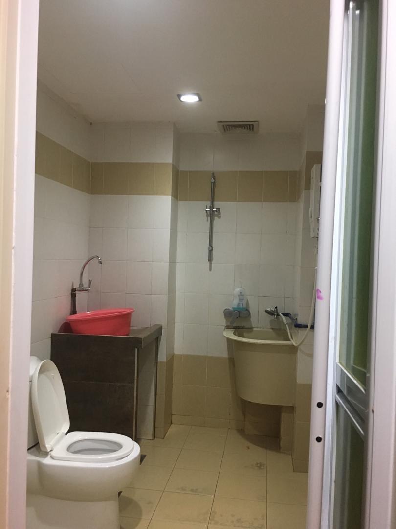 D Piazza condo 1300sf Cheapest Reno - photo 2