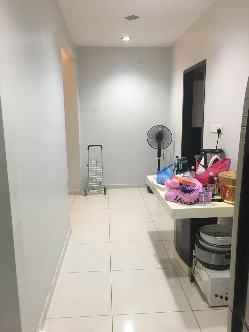 D Piazza condo 1300sf Cheapest Reno - photo 5