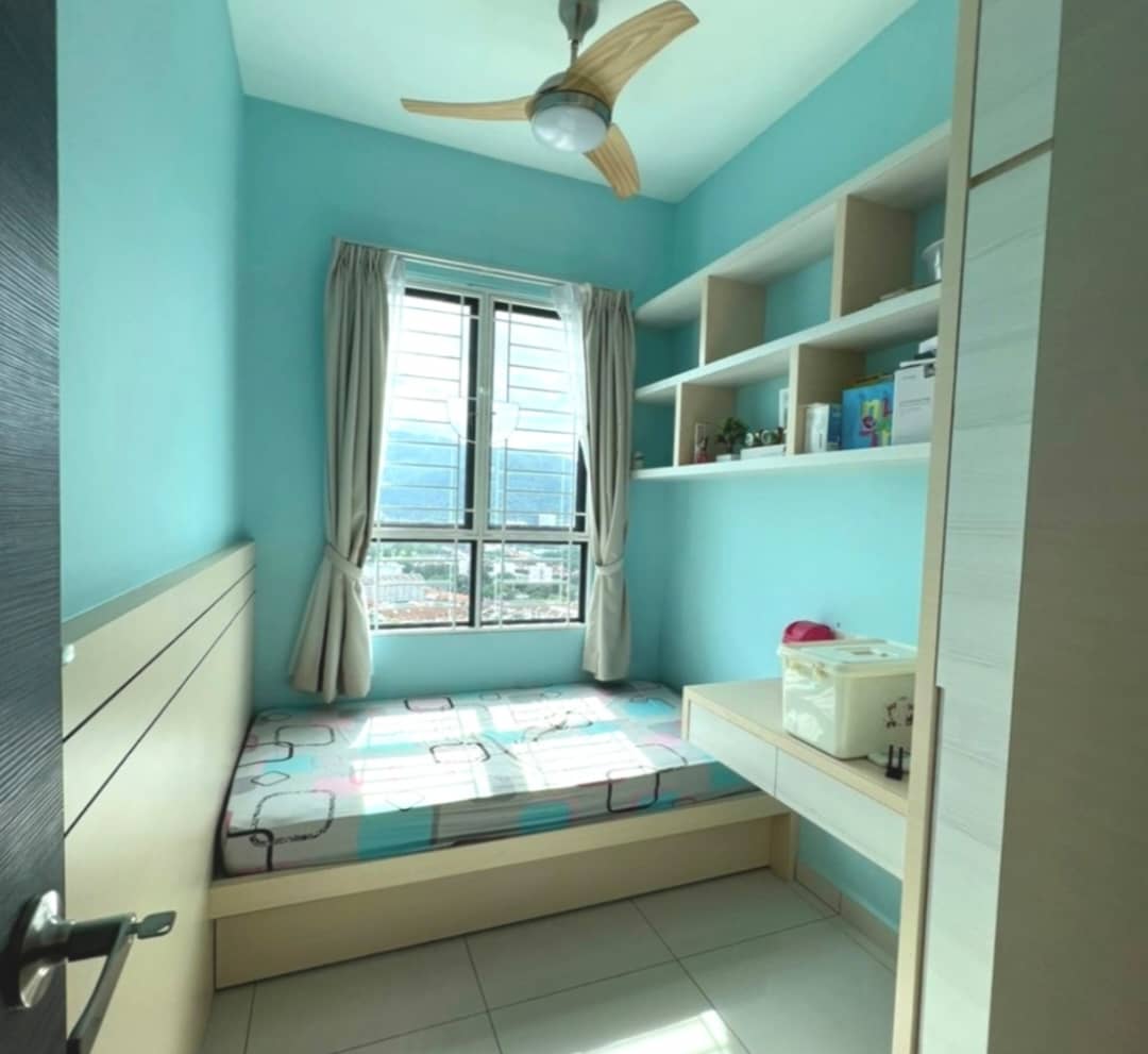 Skyview Residence at Jelutong 1450sf - photo 2