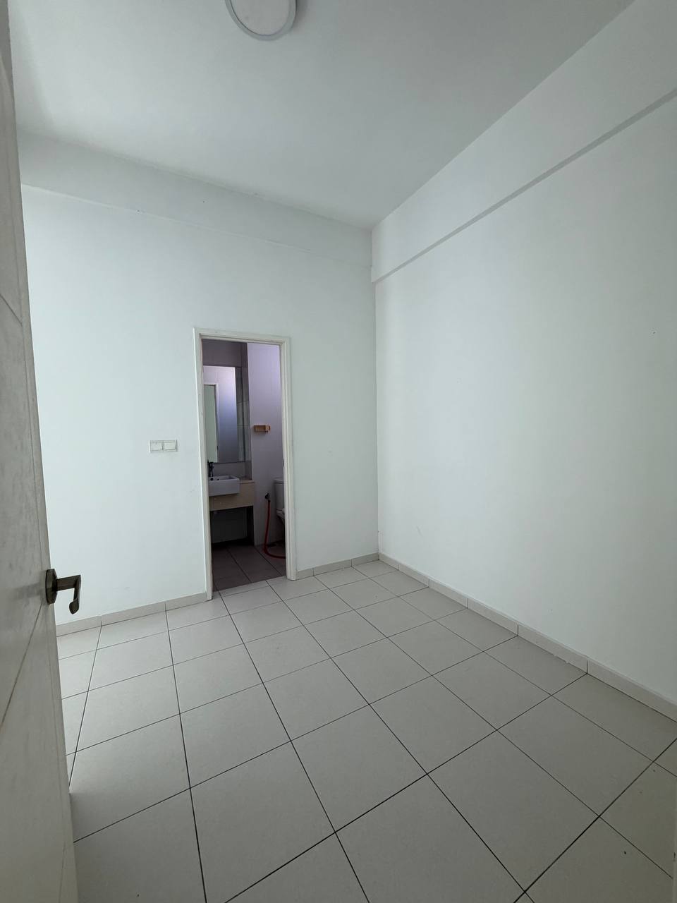 One Imperial 1180sf 2 Car Parks Sungai Ara - photo 6