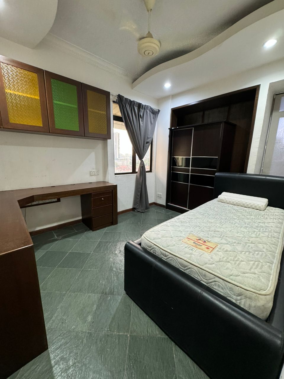 Lavinia Apartments at Sungai Nibong Duplex 2200sf - photo 7