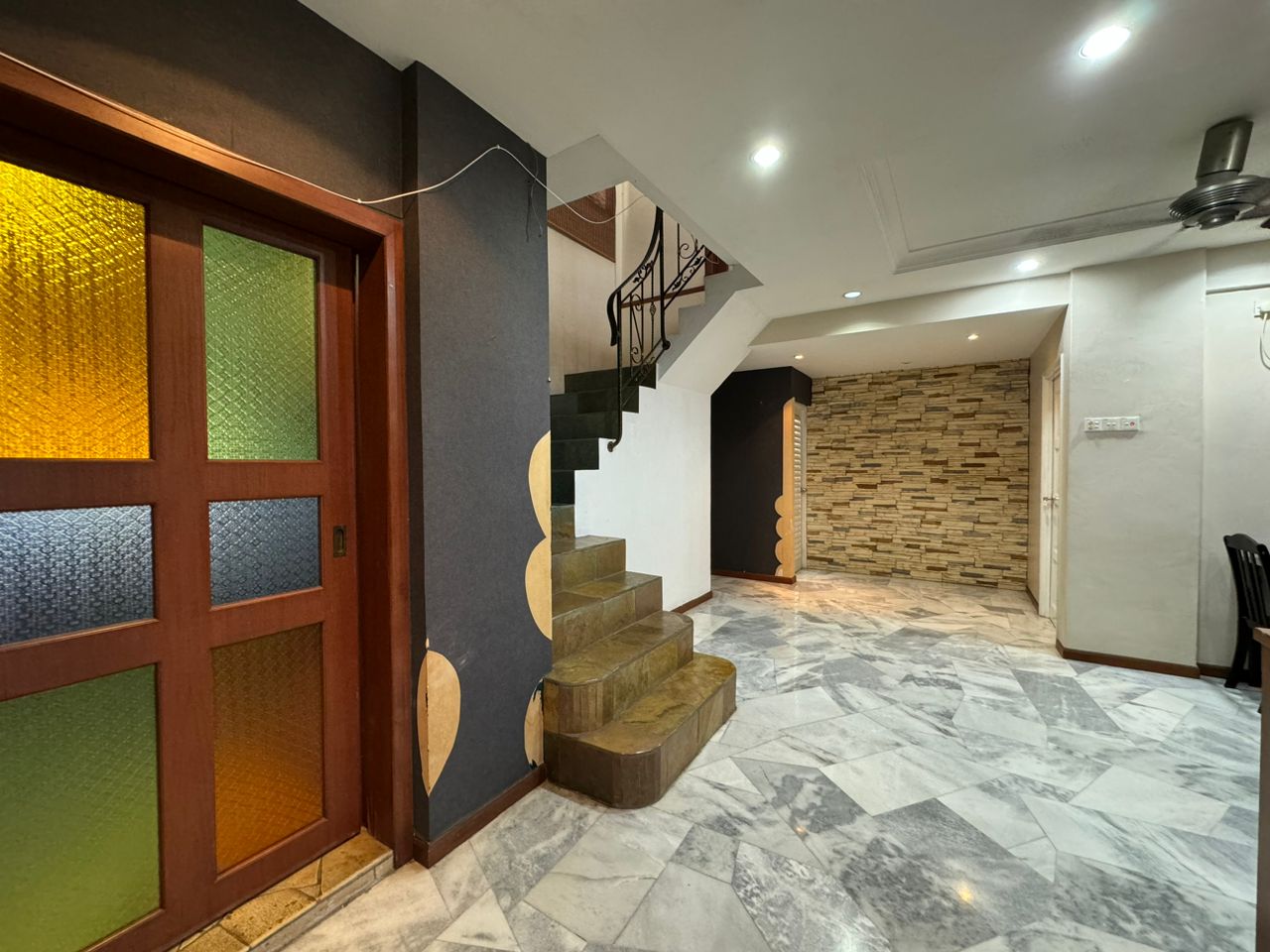 Lavinia Apartments at Sungai Nibong Duplex 2200sf - photo 12