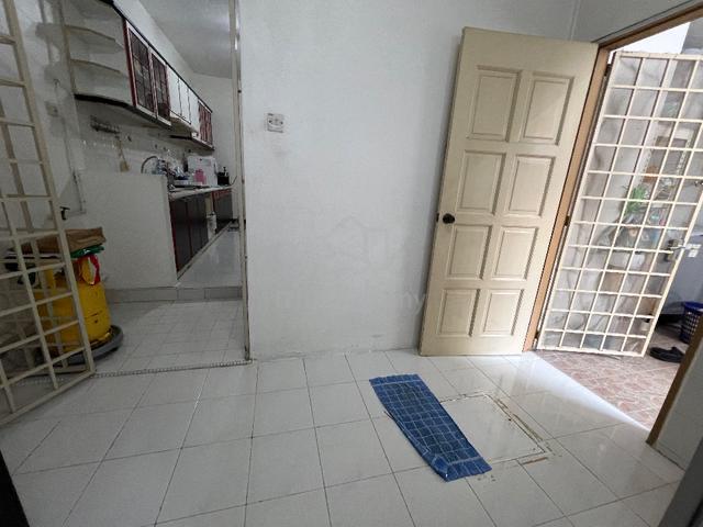 Double Storey Terracce at Tingkat Sungai Ara - photo 9