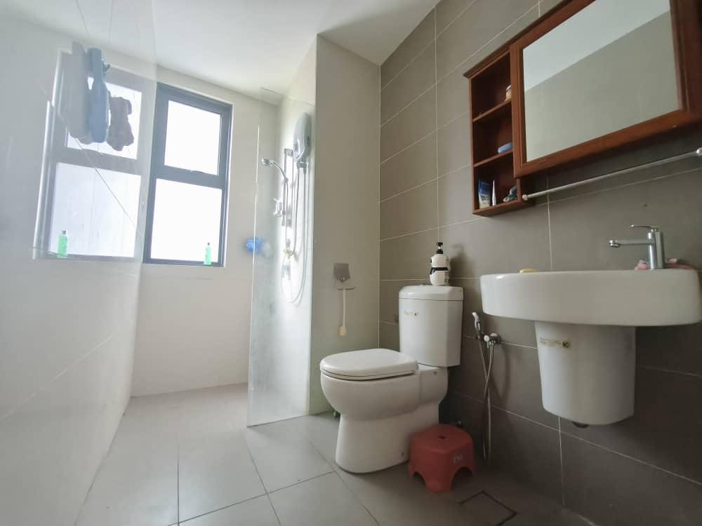 Setia Sky Vista Brand New 1194sf - photo 5