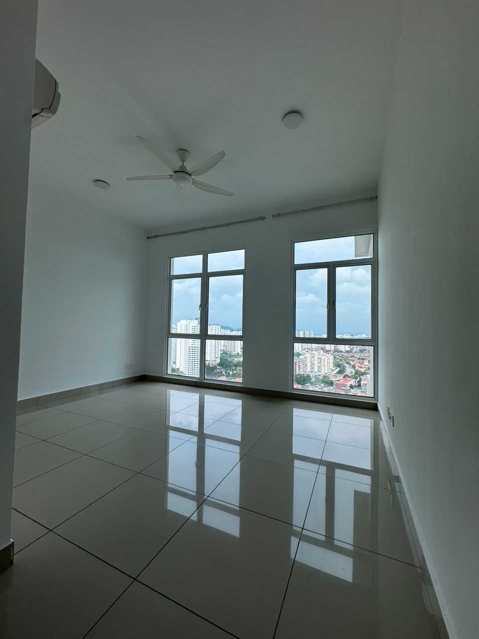 Setia Pinnacle Condo at Sungai Ara 1314sf 2cp - photo 2