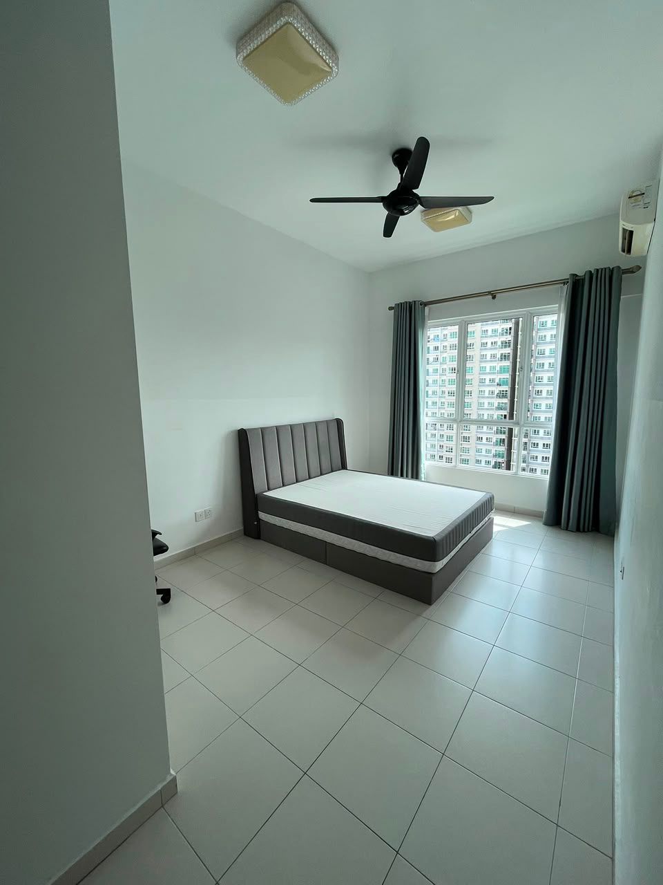 One Imperial 1200sf 2 Car Parks Sungai Ara - photo 3