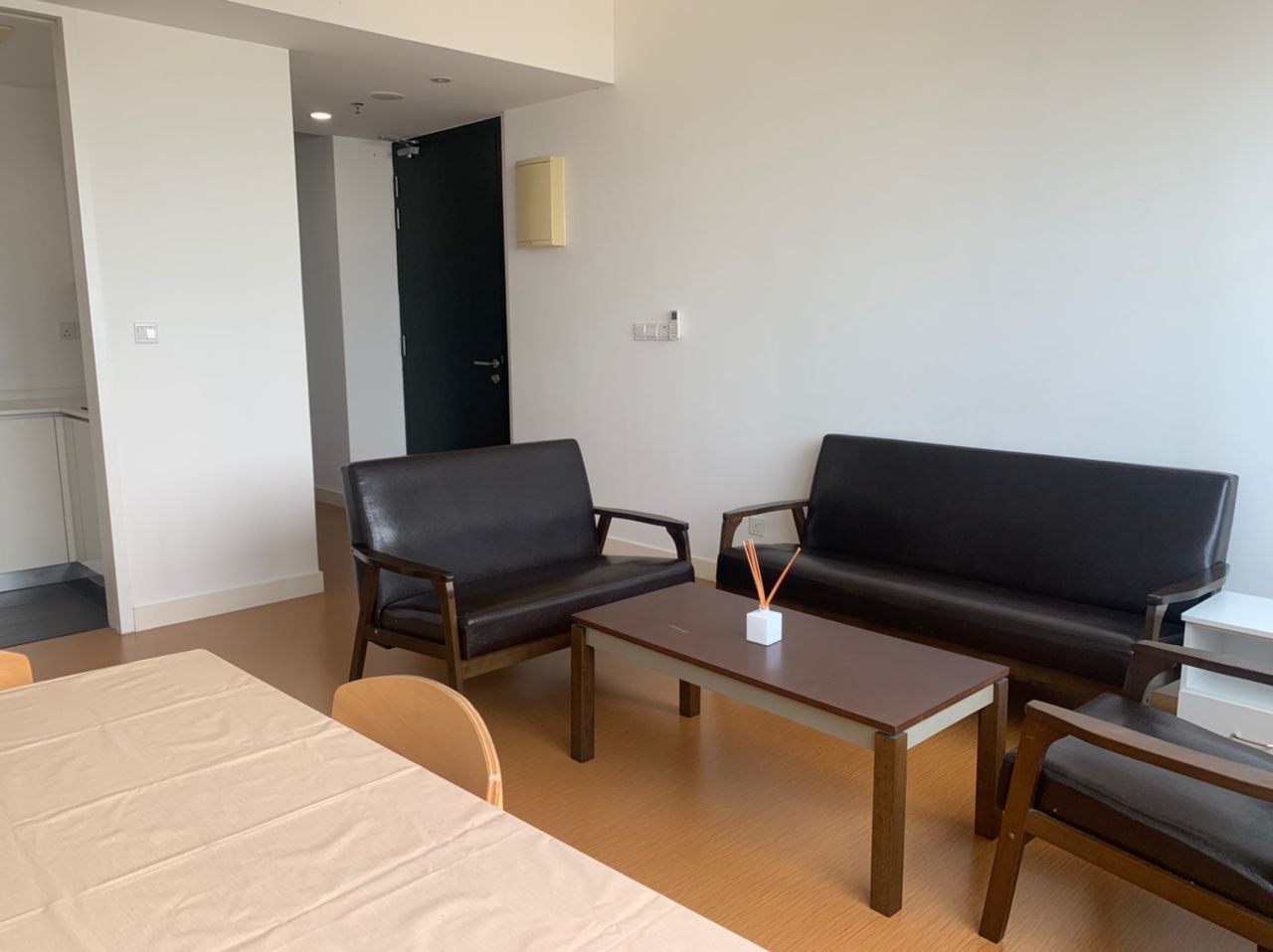 PJ SS2 The Hub 2 Rooms 2 Carparks Fully Furnished - photo 4
