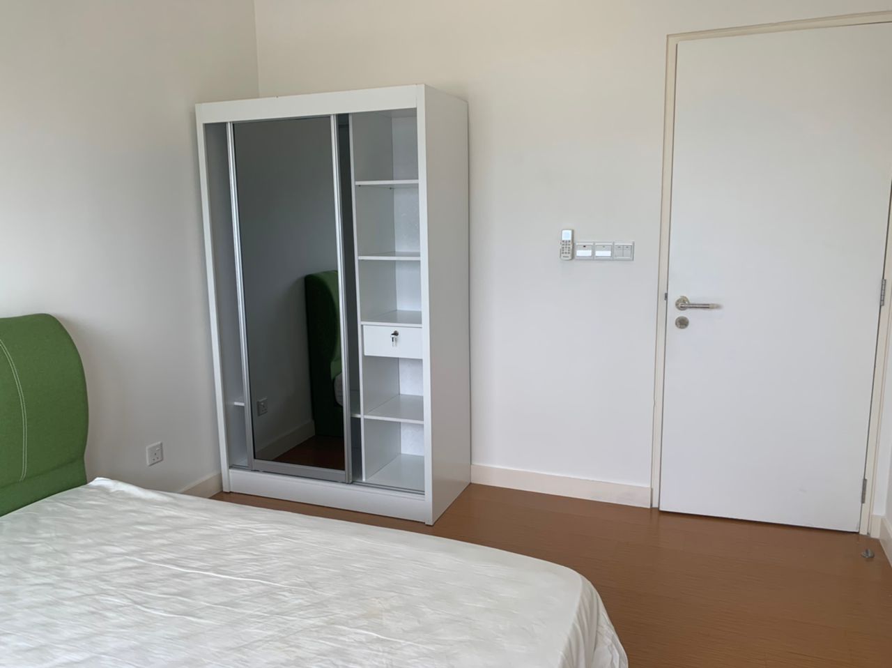 PJ SS2 The Hub 2 Rooms 2 Carparks Fully Furnished - photo 6
