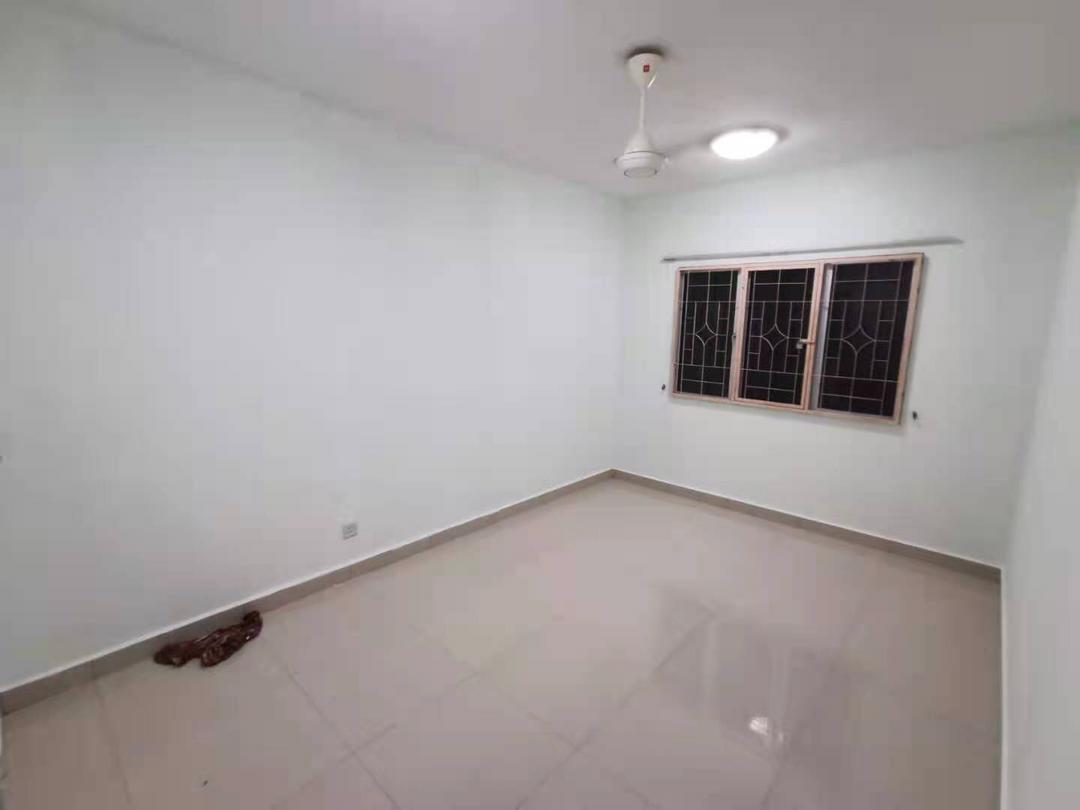 Puchong Taman Wawasan Desa Tanjung Apartment - photo 4
