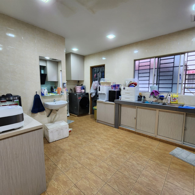 Taman Puchong Tekali Double Storey House - photo 10