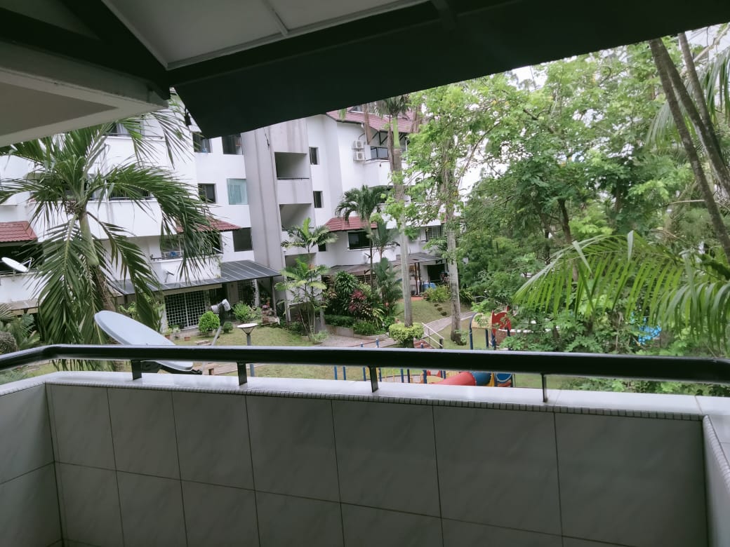 Ehsan Ria Condo By Dionne - photo 10