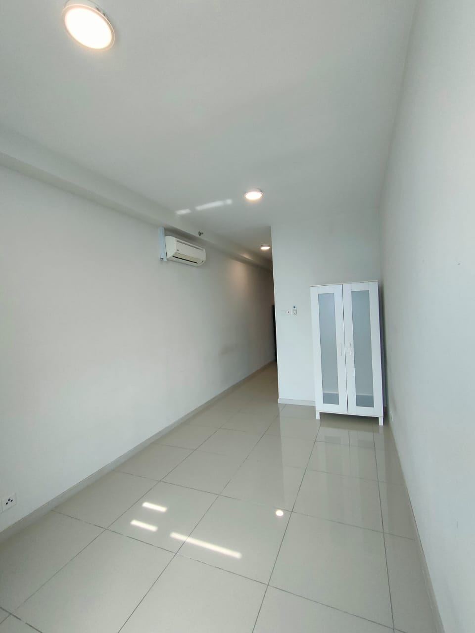 Centrestage Studio by Angeline - photo 4