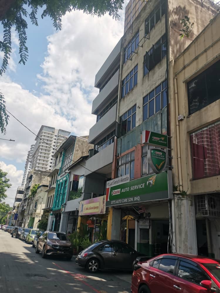 Brickfields kl shop building good roi - photo 2