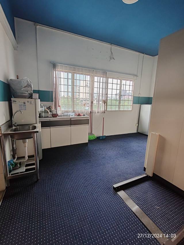 8 Avenue pj fully furnished office space near LRT - photo 10