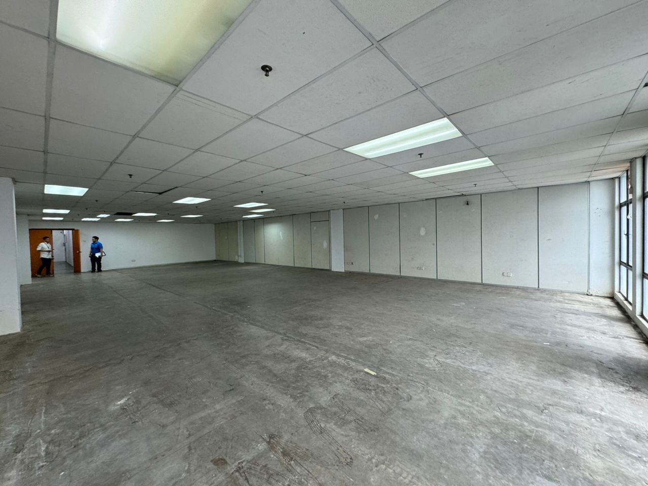 Office Cum Warehouse in PJ Seksyen 51A - photo 2