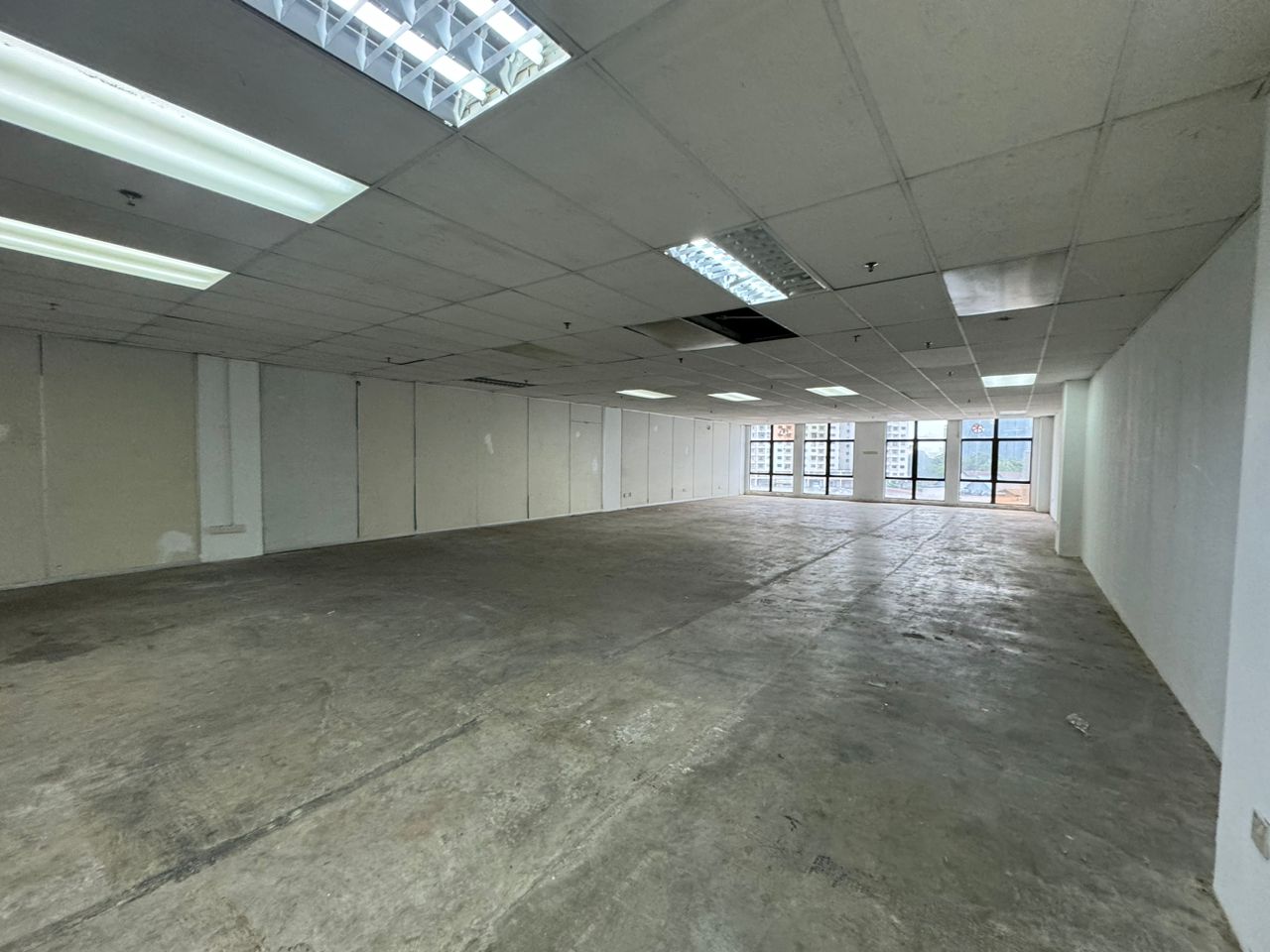Office Cum Warehouse in PJ Seksyen 51A - photo 3