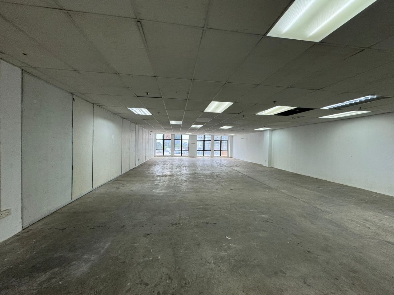 Office Cum Warehouse in PJ Seksyen 51A - photo 5