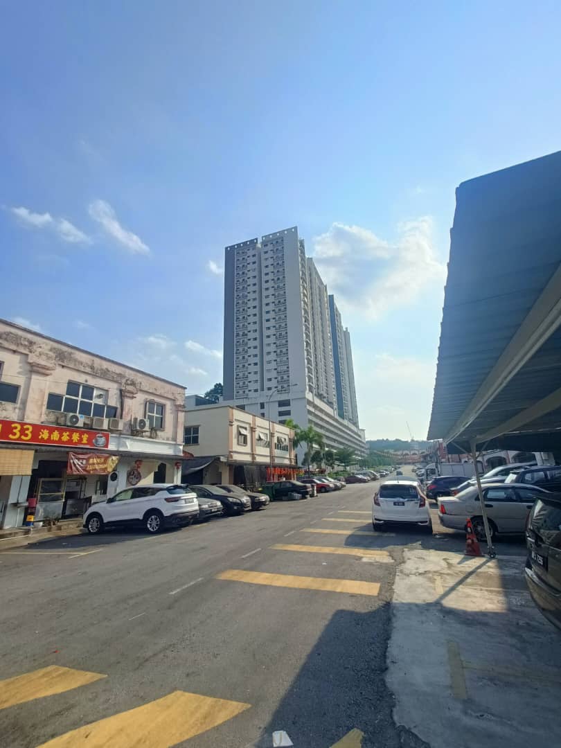 Ground Flr Shop Pusat Perdagangan Seri Kembangan - photo 2