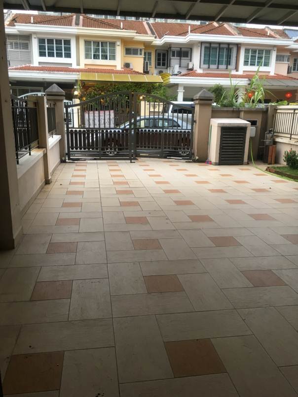 KL Happy Garden Kuchai Lama 3 Storey House - photo 6