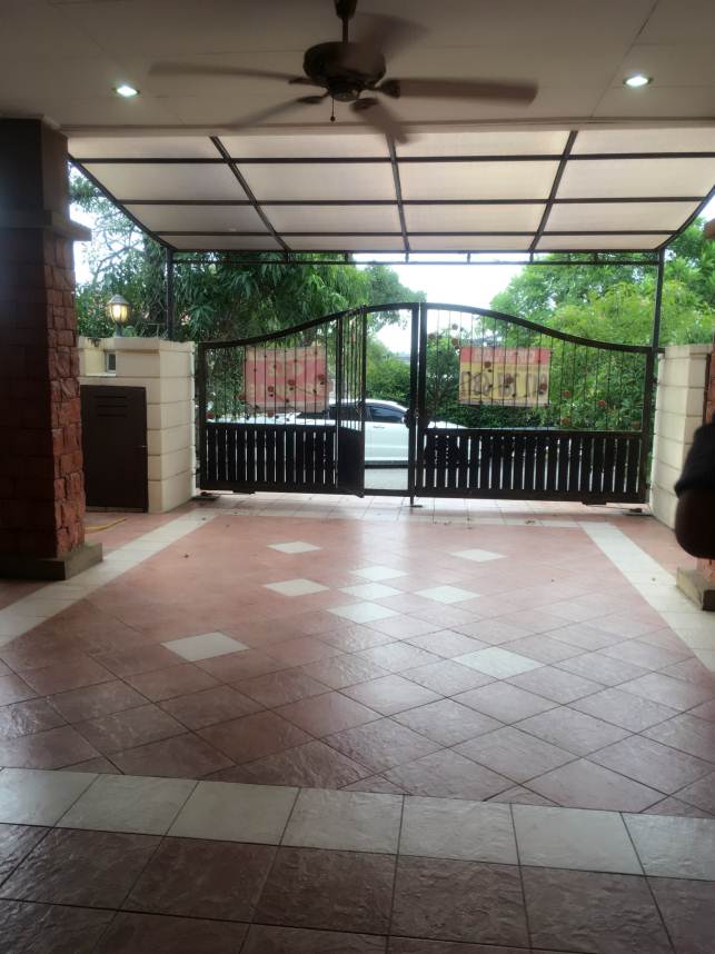 Puchong Bandar Kinrara 9 Double Storey House - photo 2