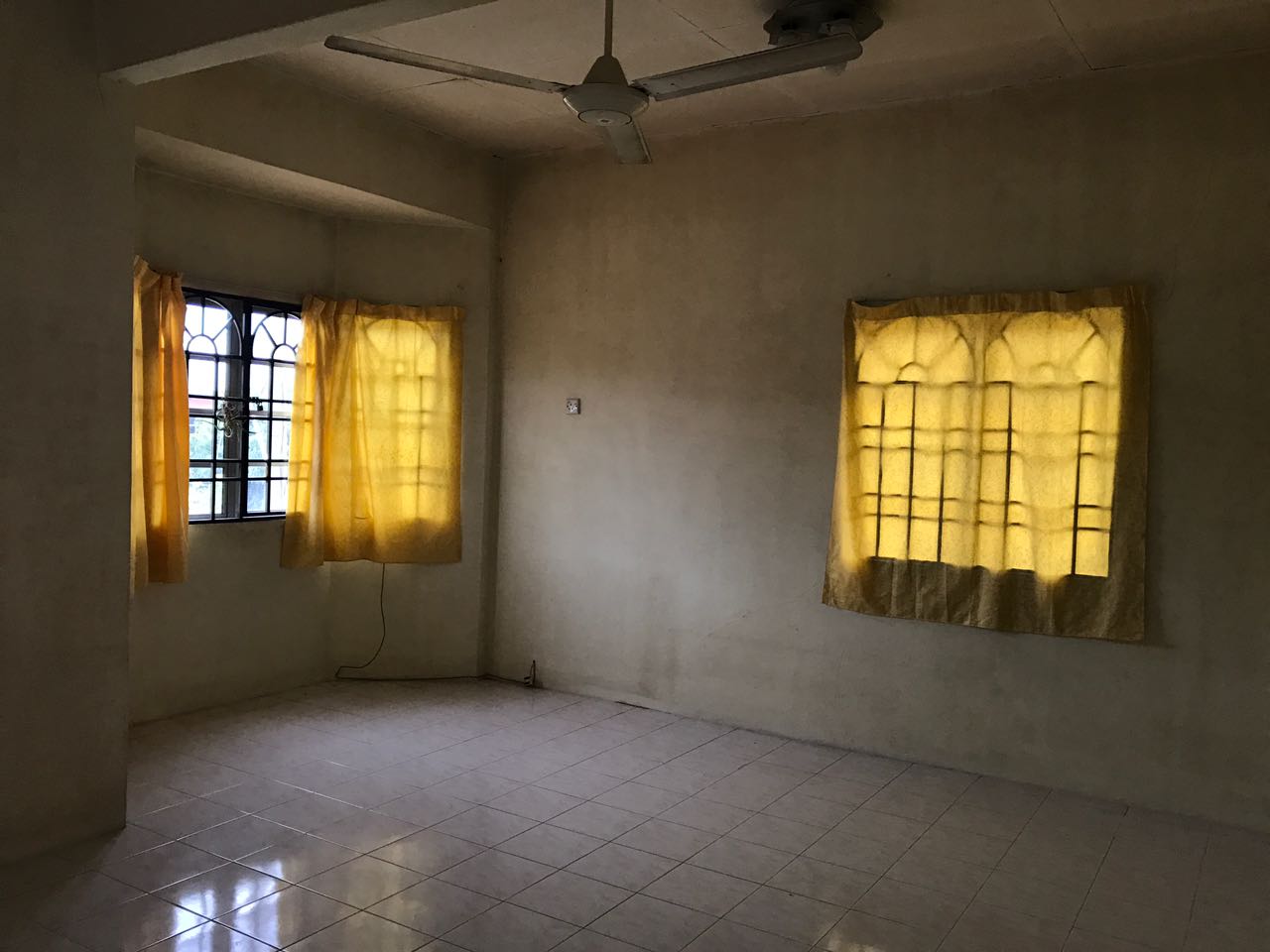 Klang, Taman Sentosa Double Storey House End Lot - photo 5