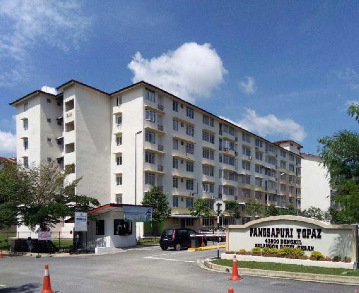 APARTMENT TOPAZ, DENGKIL