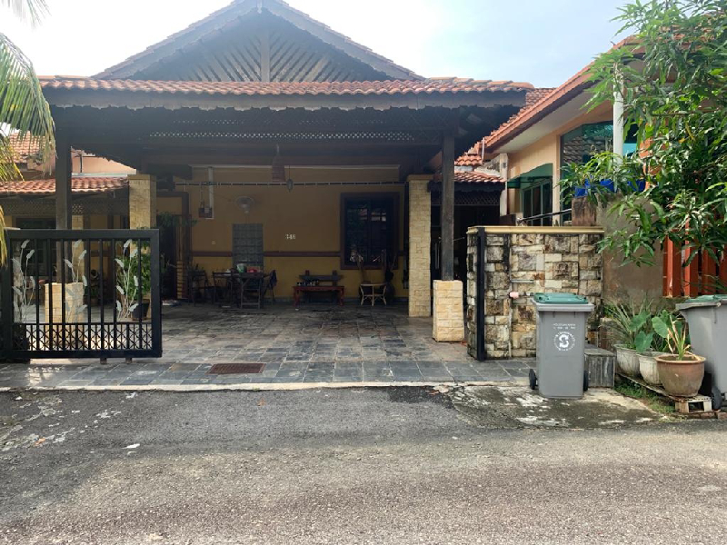 TAMAN PINGGIRAN BERINGIN, MANTIN