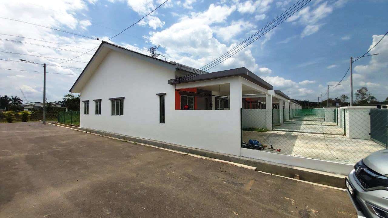 SINGLE STOREY TAMAN SALAK KASTURI SEPANG NEAR KLIA - photo 3