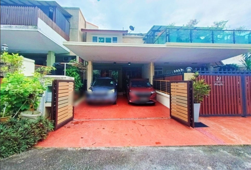 Sering Ukay Two Half storey terrace Ukay Perdana - photo 3