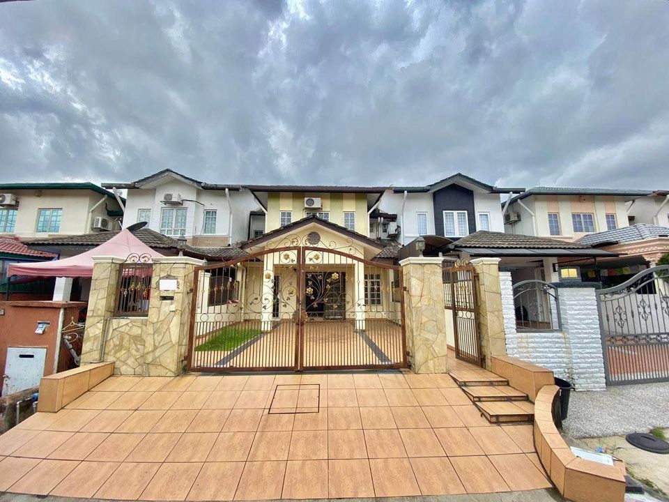 FREEHOLD 2 storey Terrace House Bandar Kinrara 4 - photo 2