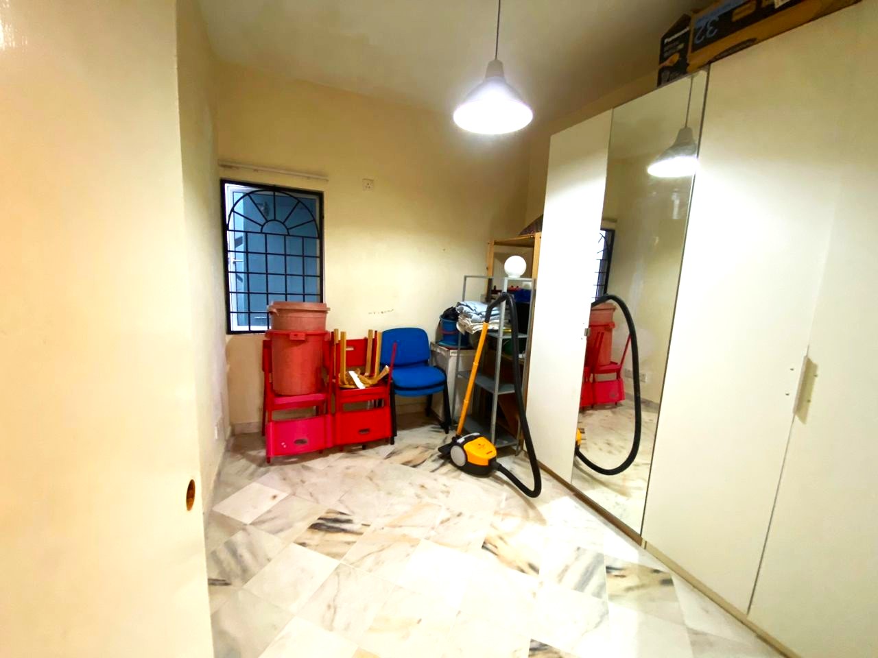 Sale Apartment Pesona Villa Taman Melawati - photo 6