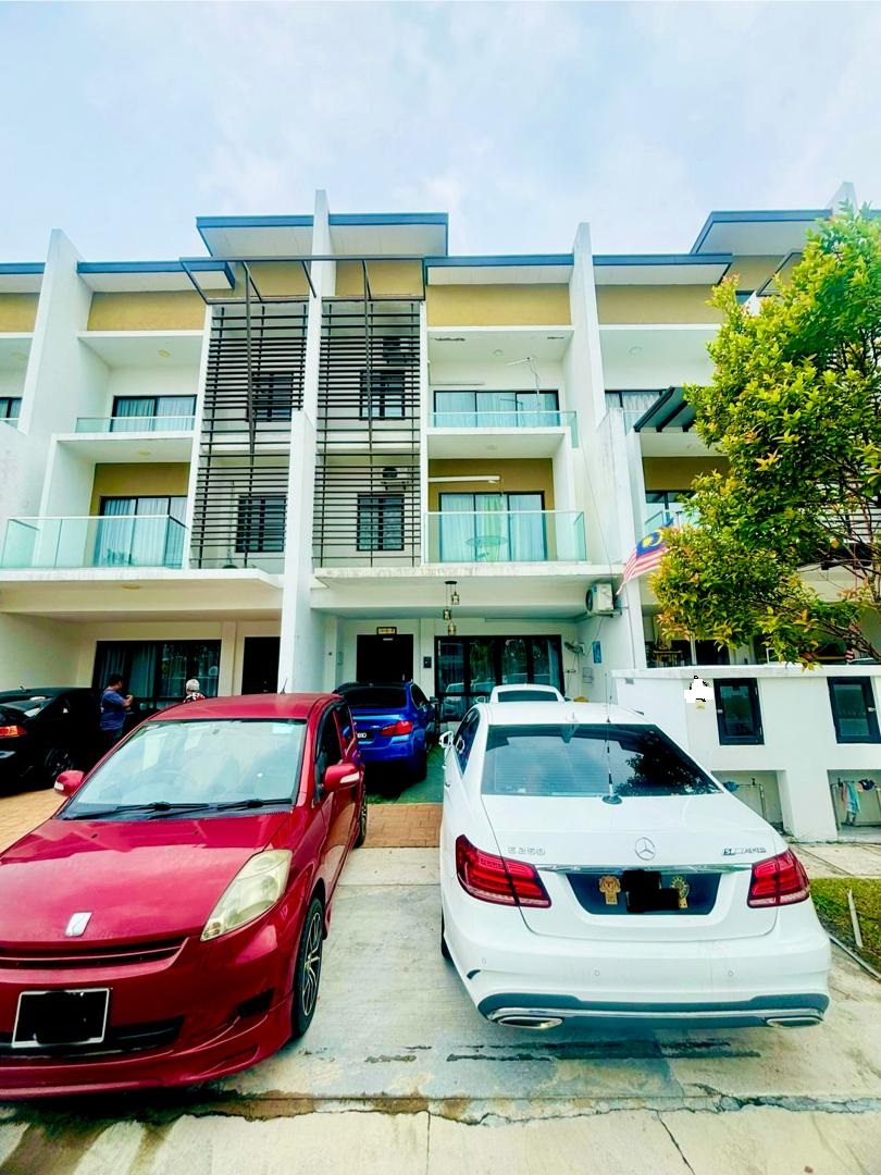 3 Storey Superlink Anggun 3 Emerald Rawang - photo 3