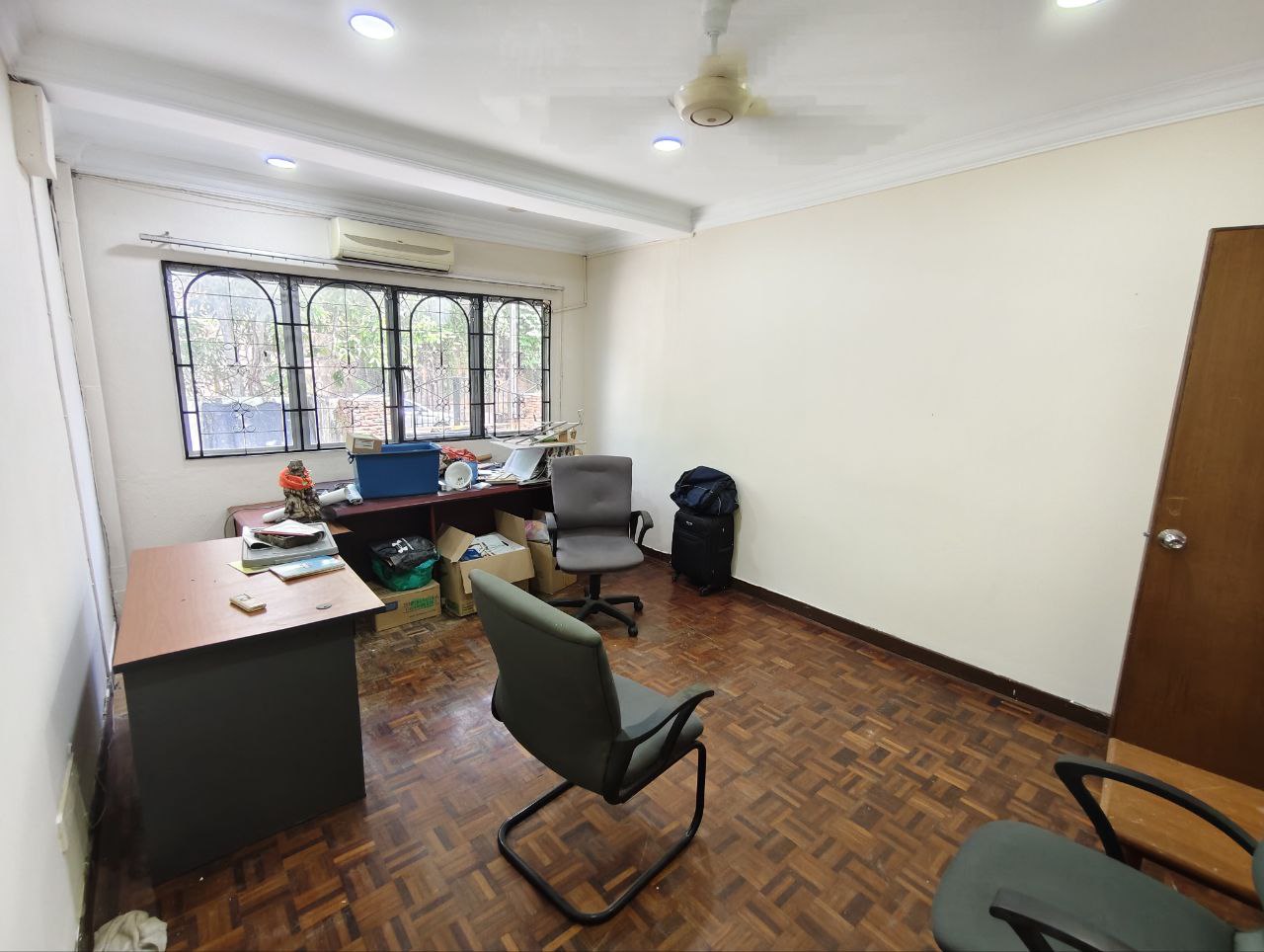 Sale 3 and half Storey Taman Kesuma Ampang - photo 6