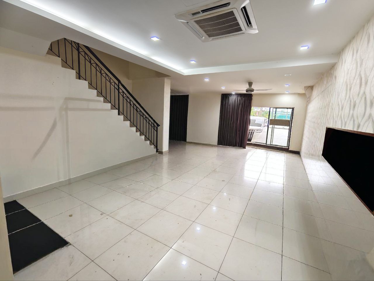 Double Storey Jalan Gelang Bandar Puteri Klang - photo 4