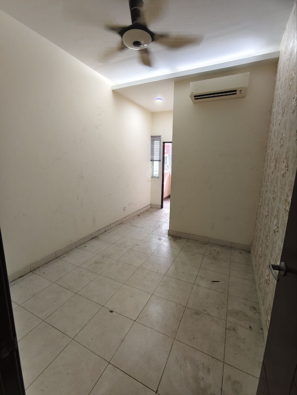 Double Storey Jalan Gelang Bandar Puteri Klang - photo 13