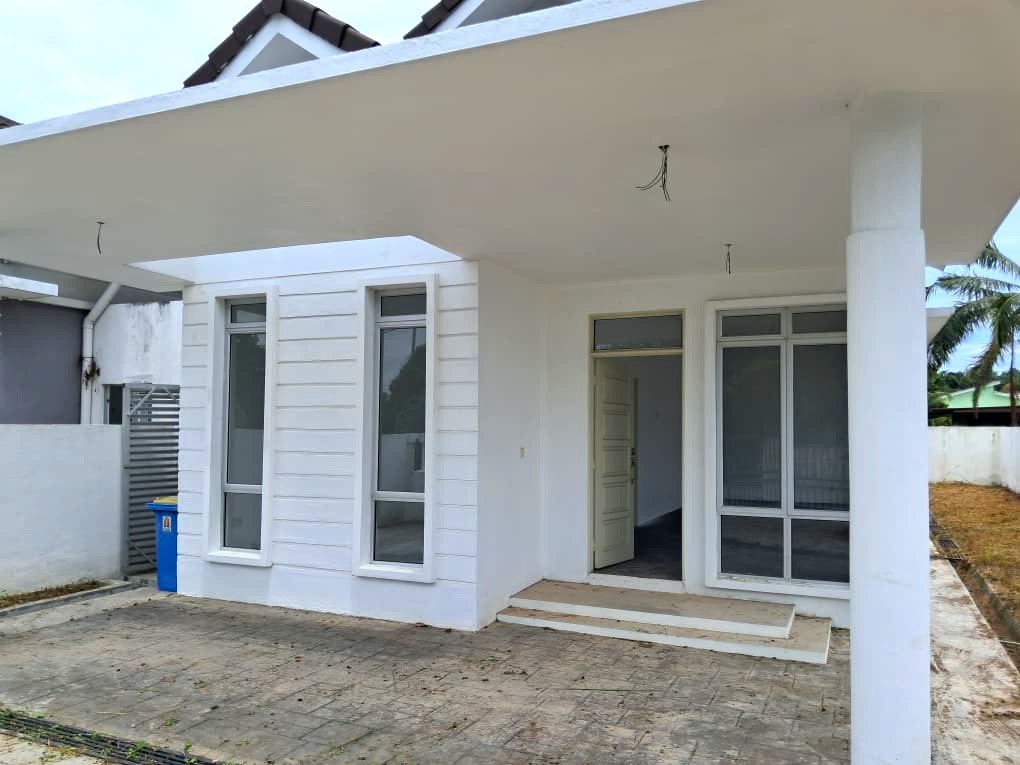 Semi D Taman Bentara Telok Panglima Garang - photo 2