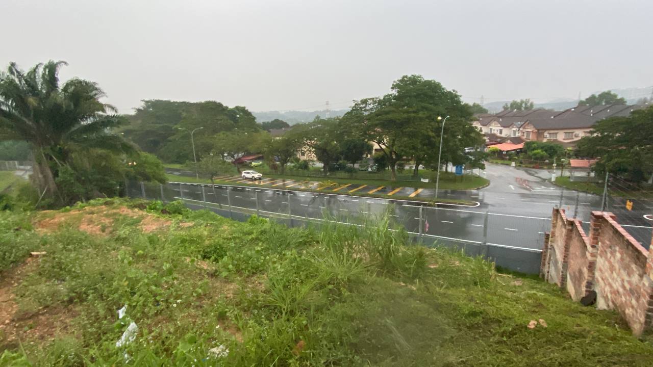 Lot Bungalow, Putra Hill,Bandar Seri Putra - photo 3