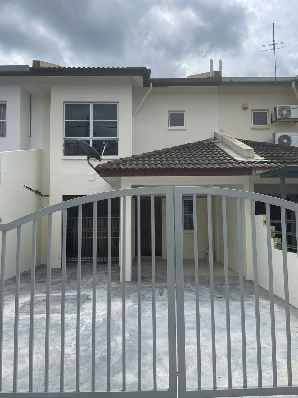 Taman Putra Kajang Double Storey House - photo 1